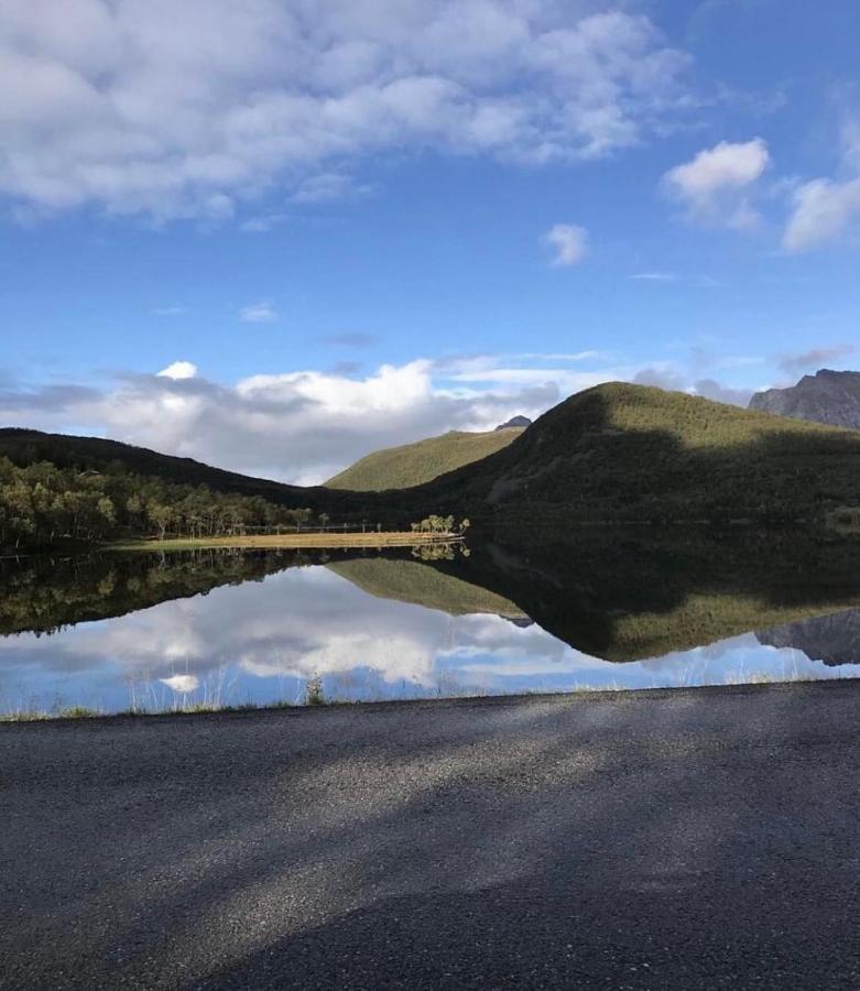 Senja Living Aparthotel Stonglandseidet Buitenkant foto