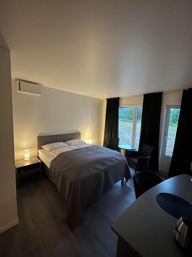 Senja Living Aparthotel Stonglandseidet Buitenkant foto