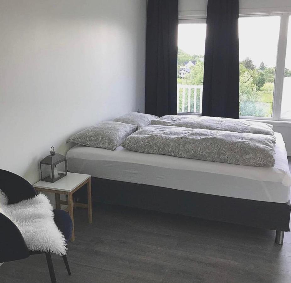 Senja Living Aparthotel Stonglandseidet Buitenkant foto