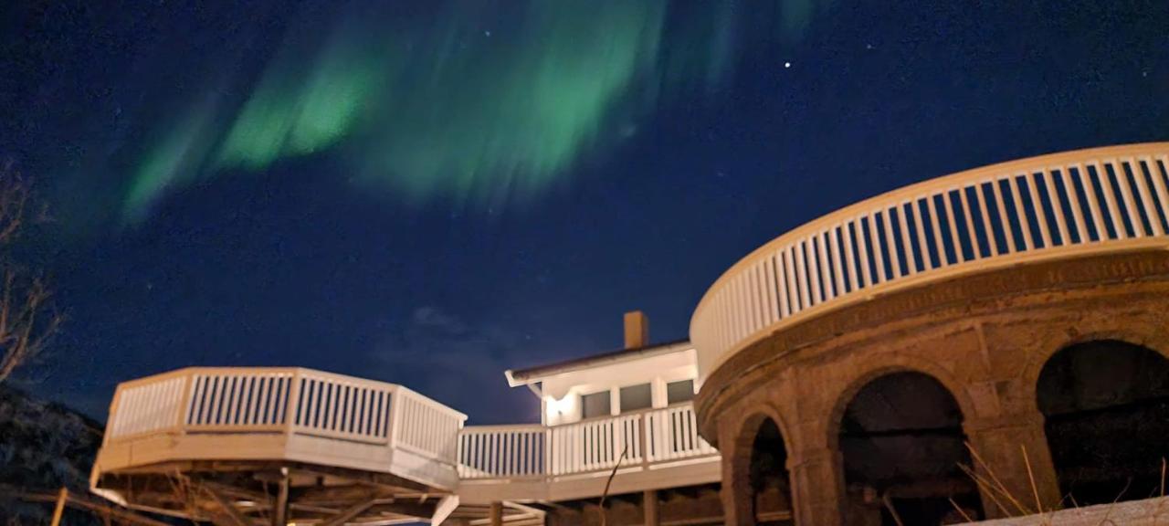 Senja Living Aparthotel Stonglandseidet Buitenkant foto