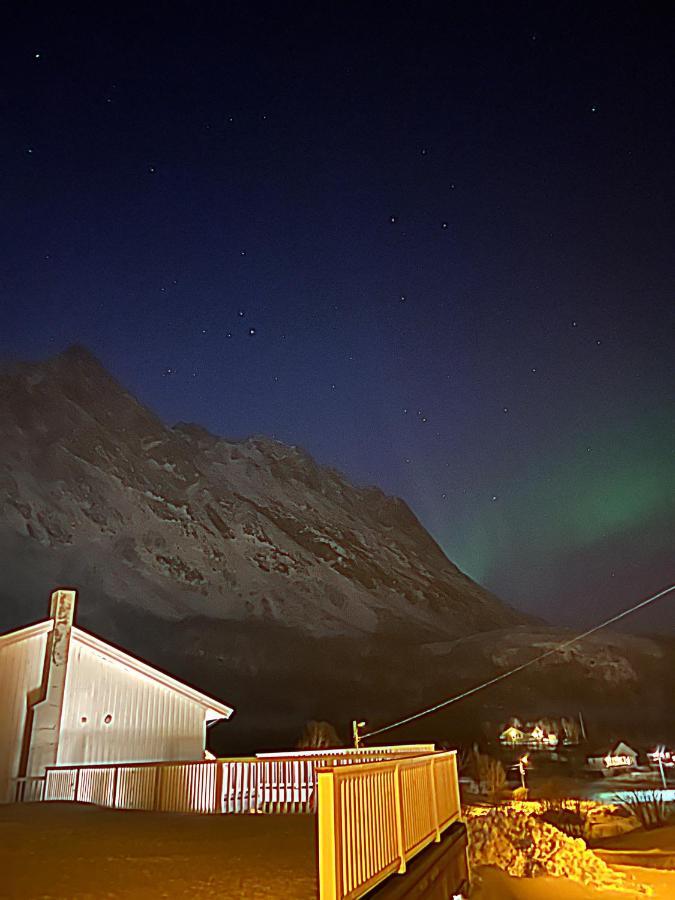 Senja Living Aparthotel Stonglandseidet Buitenkant foto