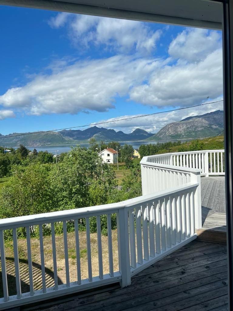 Senja Living Aparthotel Stonglandseidet Buitenkant foto